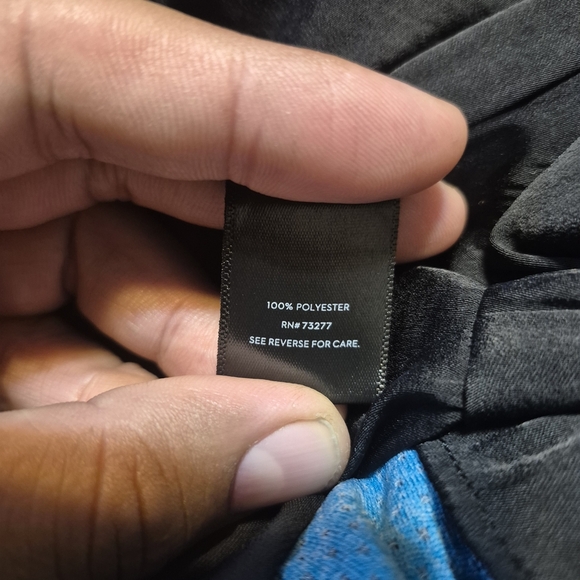 Vera Wang Elegant Black Blouse - Picture 3 of 6